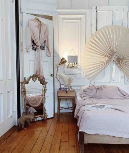 Shabby Chic bedroom