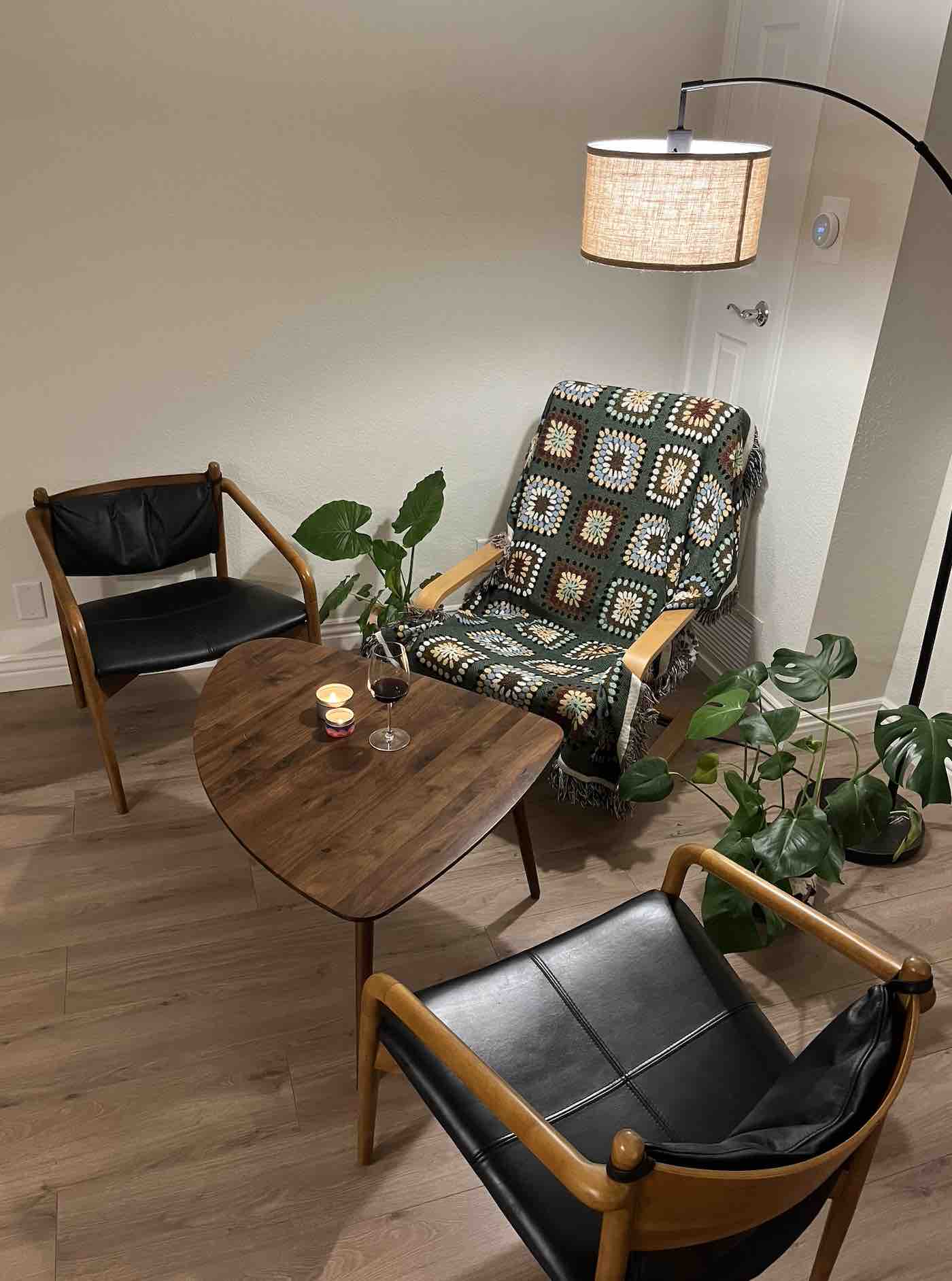 10 Genius No Couch Living Room Ideas For Small Spaces